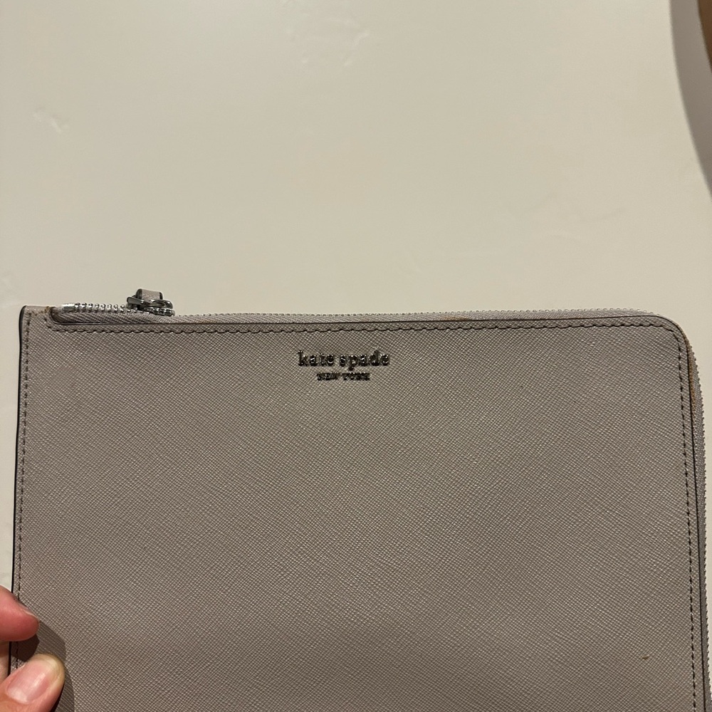 Kate Spade Grey Zip Wristlet